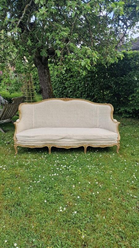 Banquette dorée